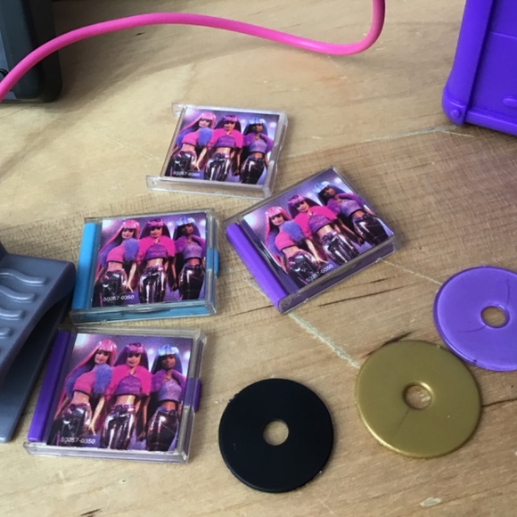 Barbie Jam’n Glam Dolls and HTF Drum Set - Picture 7 of 16